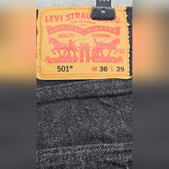 Levi's 501 Original Fit S40196 Vintage Black Wash Button Fly Men's Size 36x29 - Picture 7 of 7